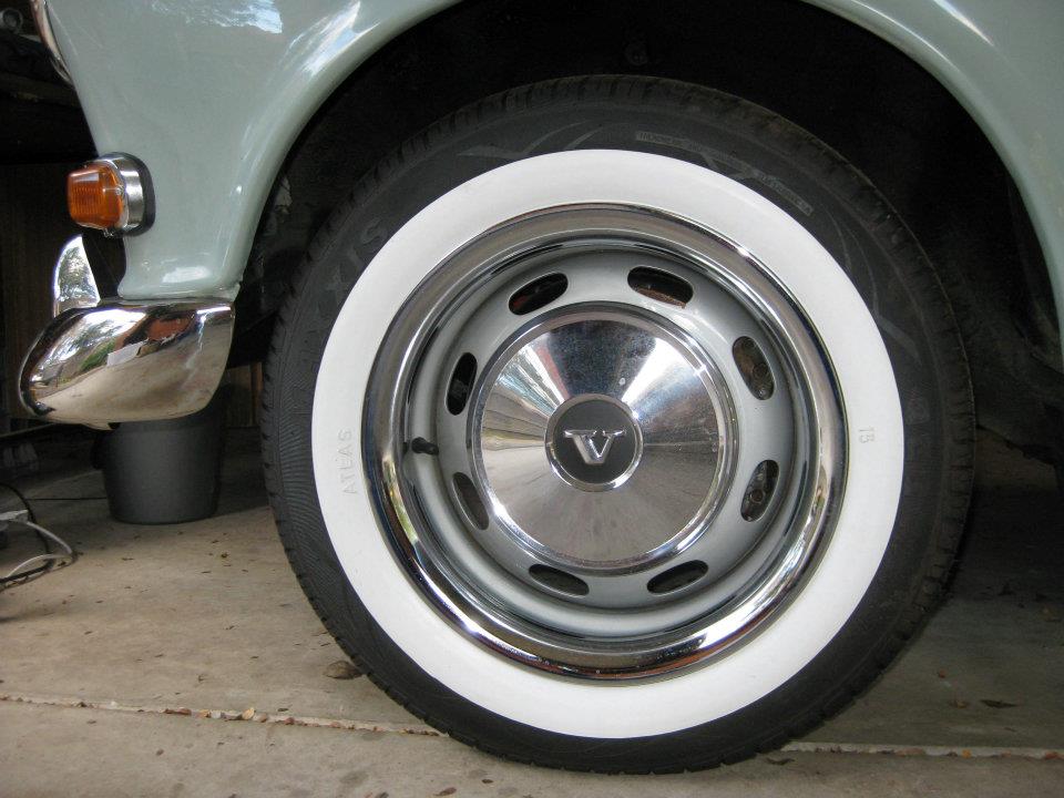thumbnail image 2 of Atlas 16-Inch Motorcycle Whitewall Tire Insert Kit (4-Piece) - Universal Portawall Style For Classic Bikes 2 of 5